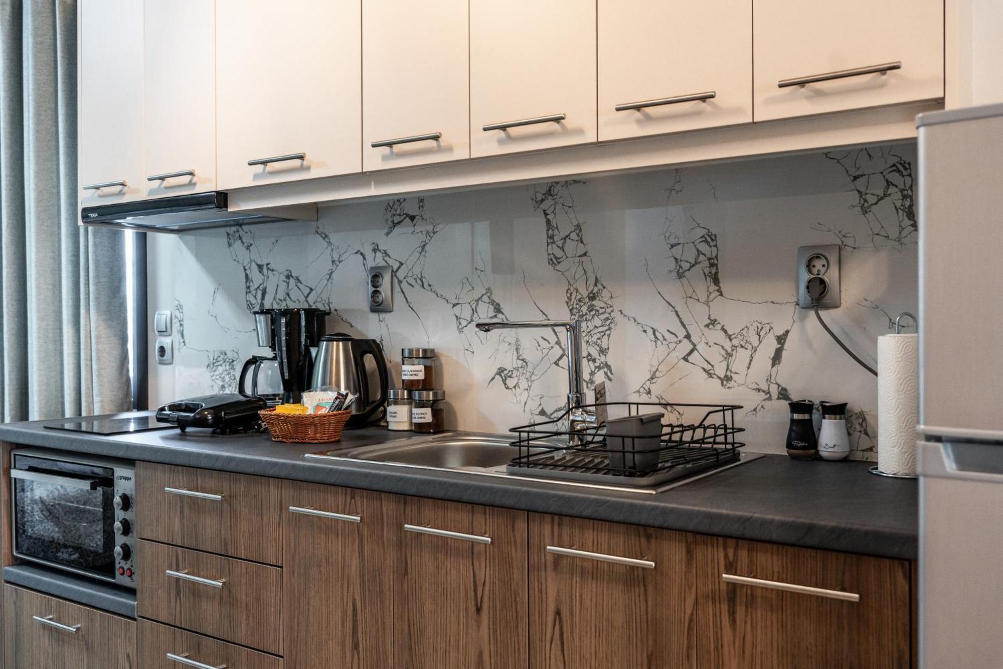 Filion Apartments نافبليو المظهر الخارجي الصورة