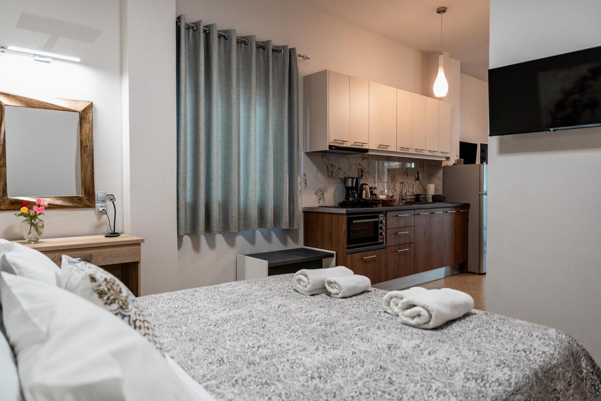 Filion Apartments نافبليو المظهر الخارجي الصورة
