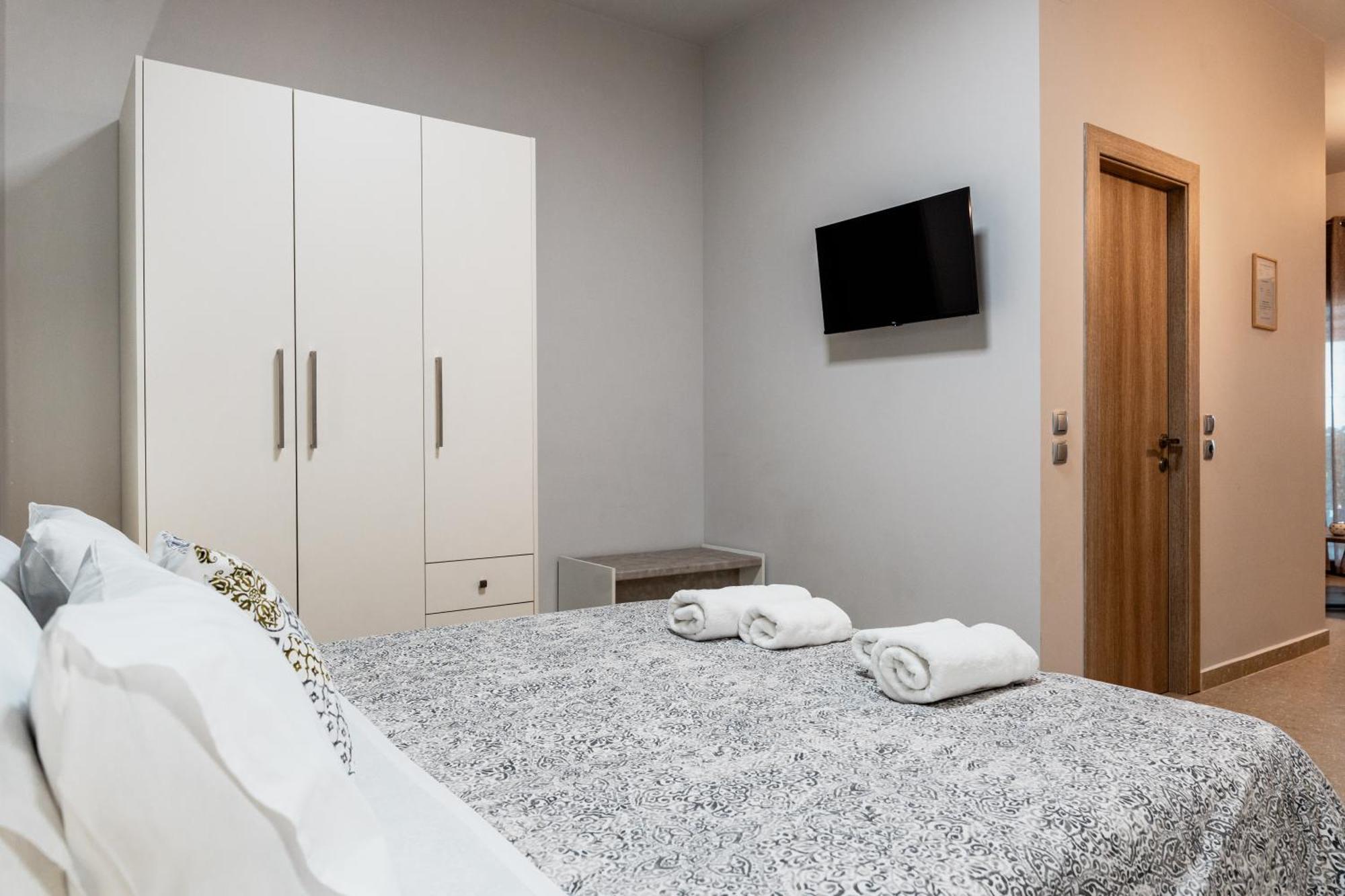 Filion Apartments نافبليو المظهر الخارجي الصورة