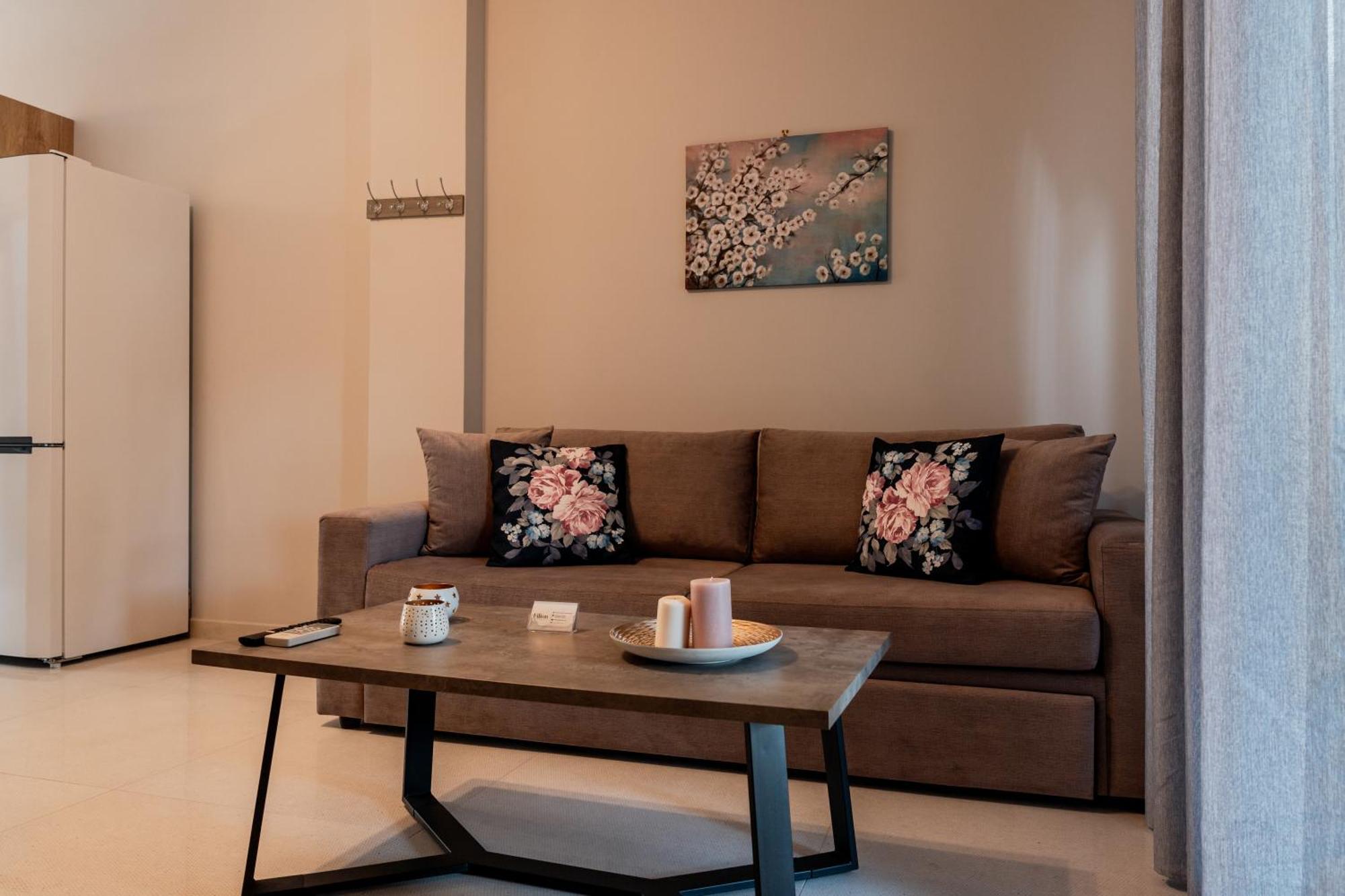 Filion Apartments نافبليو المظهر الخارجي الصورة